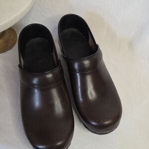 Women's Santina Comfort Nursing Clogs